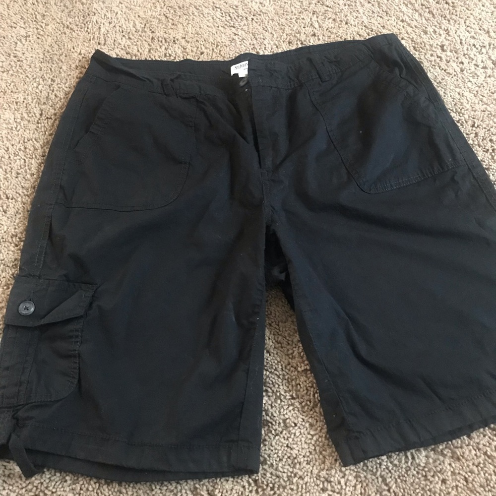 Black cargo pants